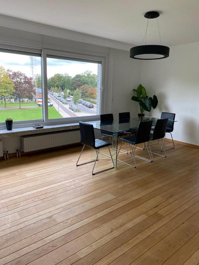 Lichtrijk Mooi Appartement Met Zicht Op Hof Van Roosendael Antwerpen Eksteriør bilde
